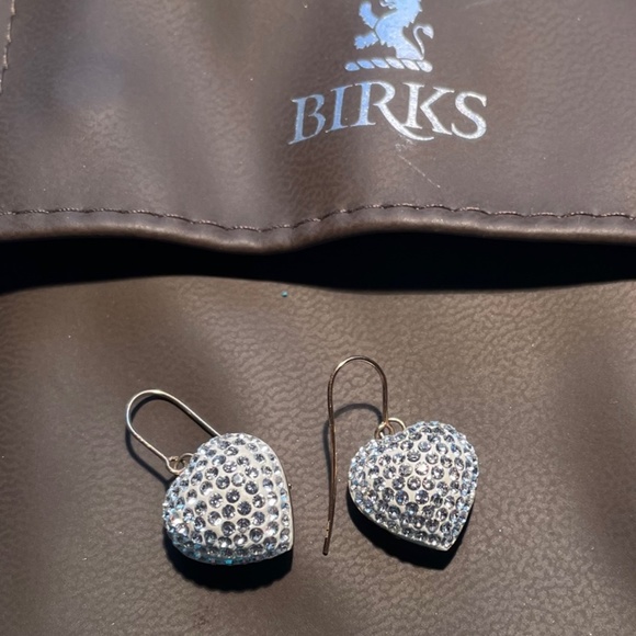 NEW 🌺Rhinestone heart shaped drop earrings | .5"H approx.